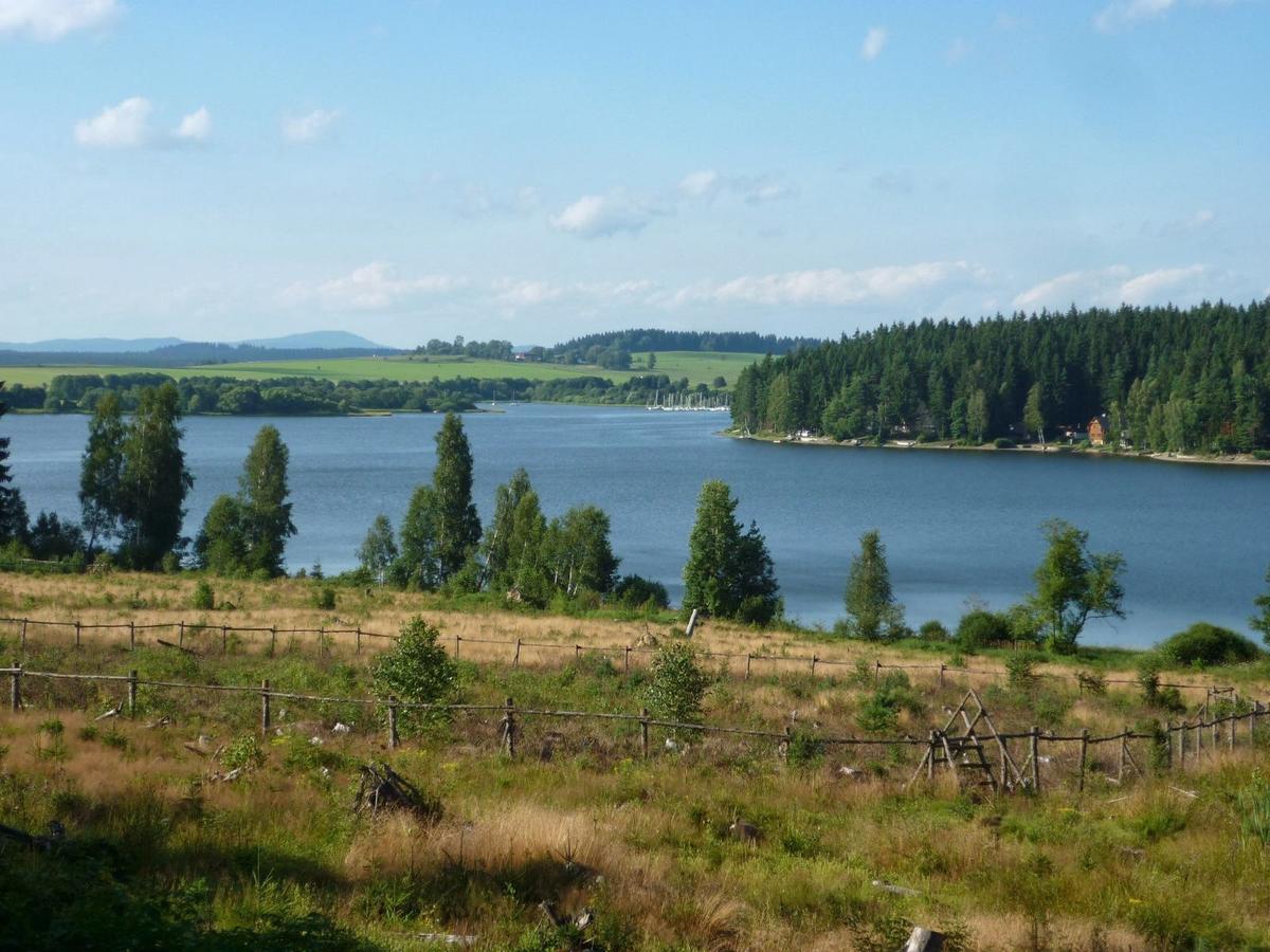 伏尔塔瓦河畔利普诺Riviera Lipno 415公寓 外观 照片